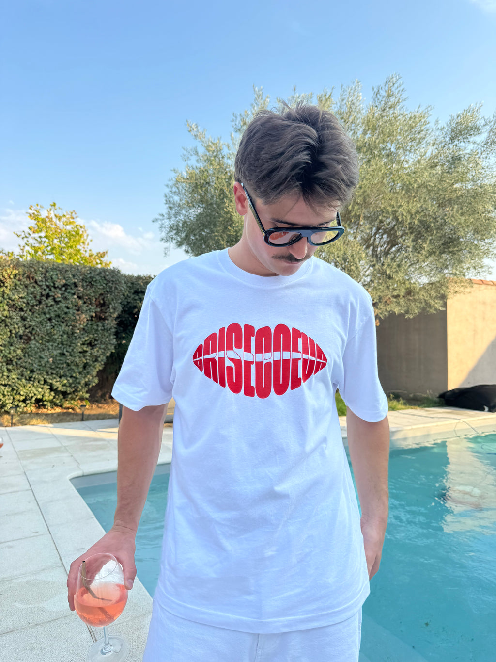 TEE KISS RED