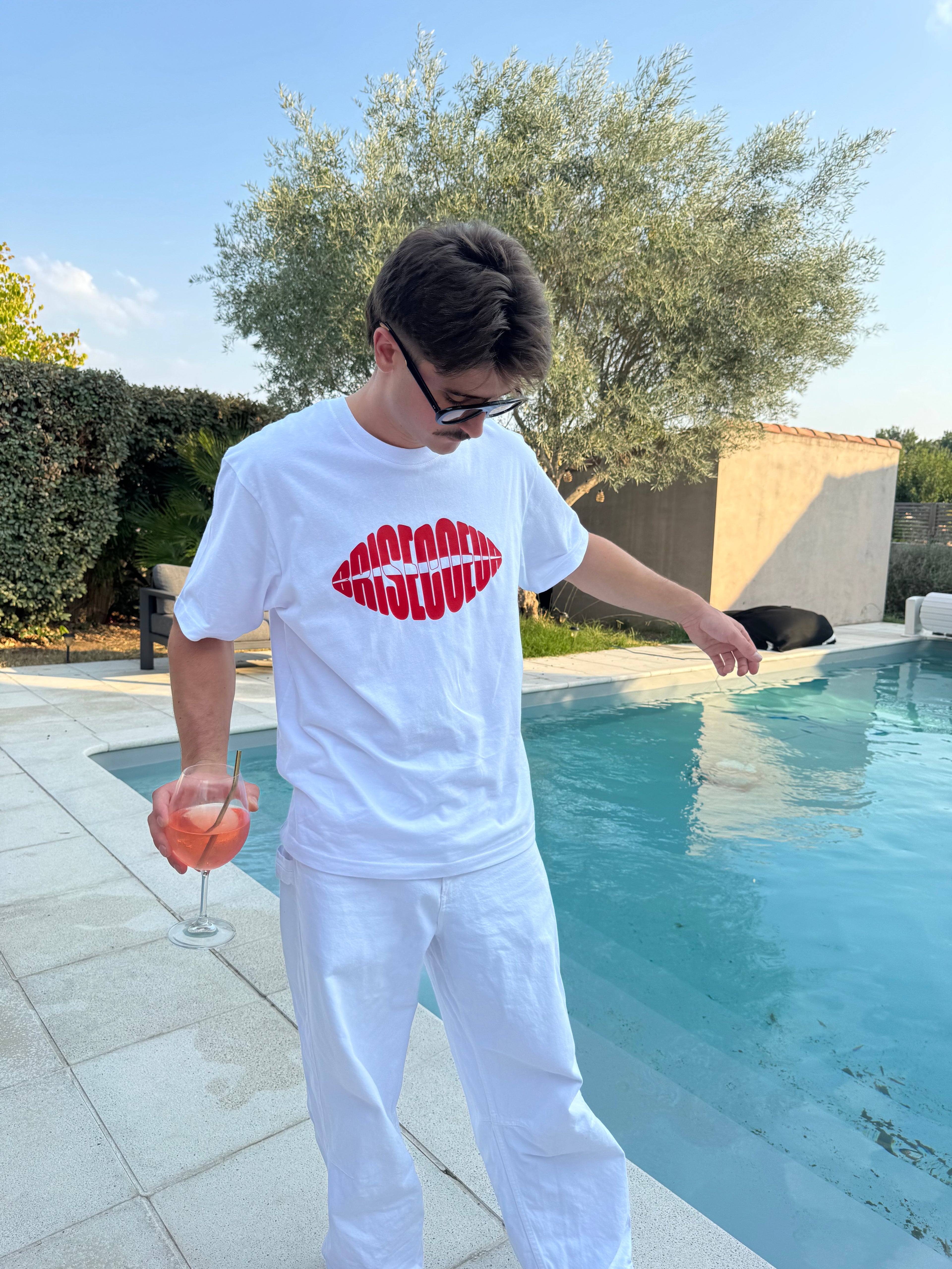 TEE KISS RED