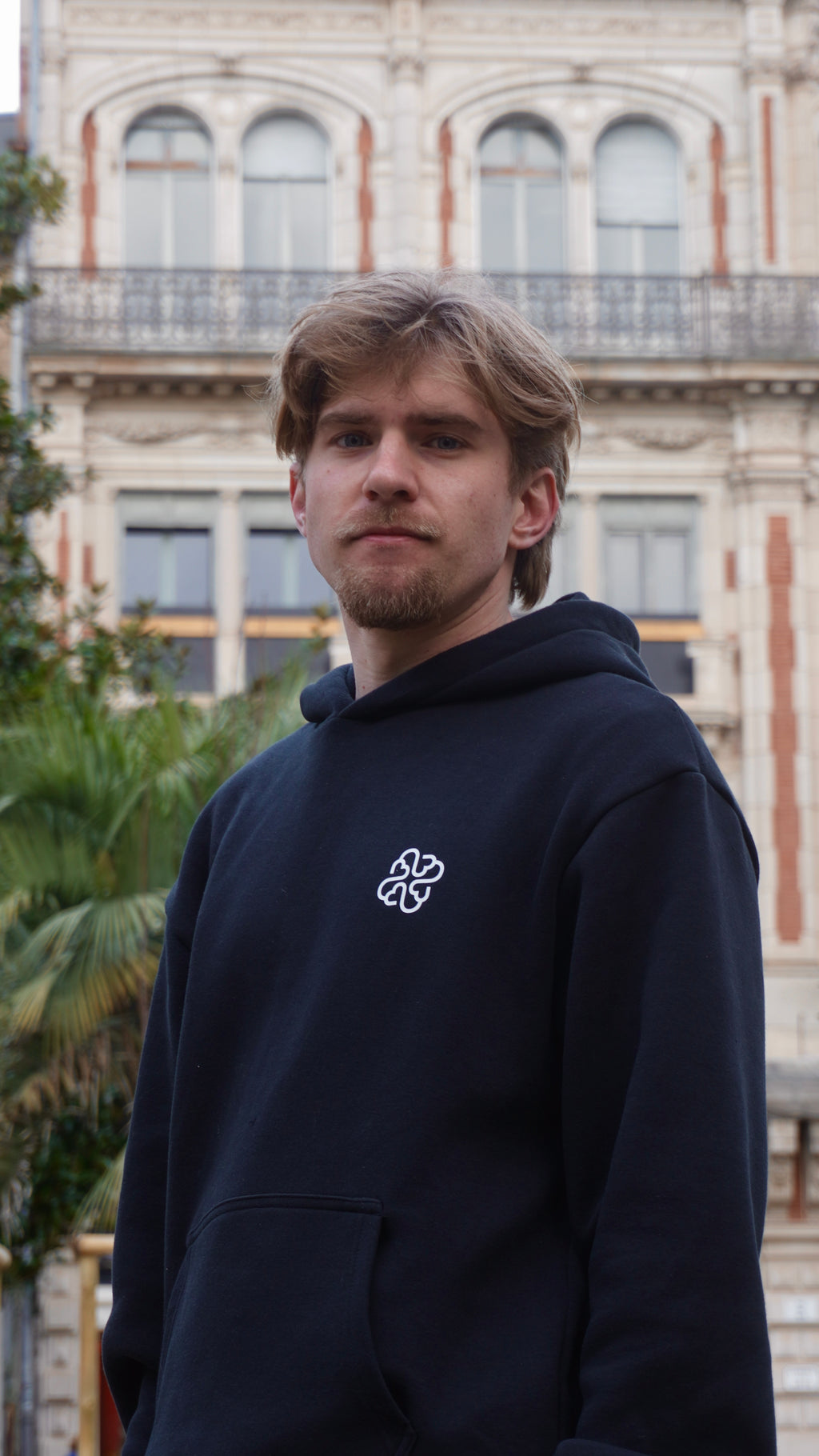 HOODIE REDFLAG